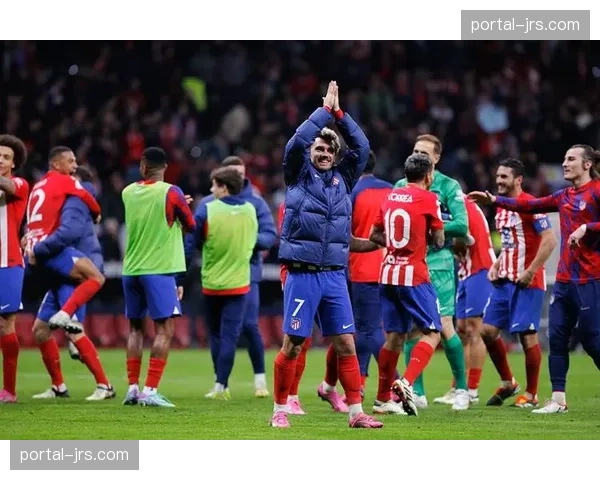 欧足联官员抵达巴黎,考察法甲比赛节奏与强度 欧足联官员抵达巴黎,考察法甲比赛节奏与强度