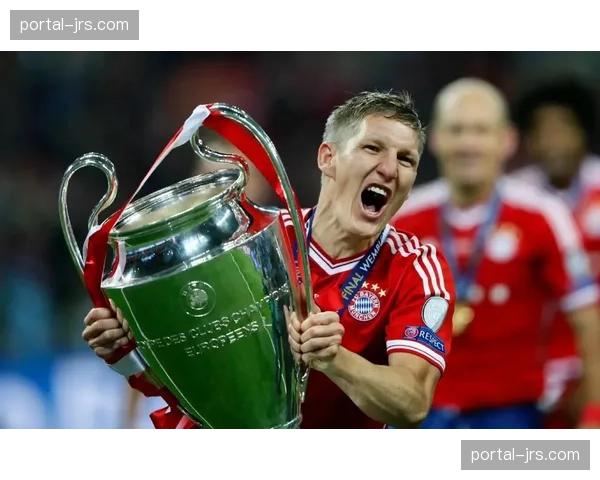 从青训到冠军：拜仁本土球员贡献度分析，年轻边锋崭露头角