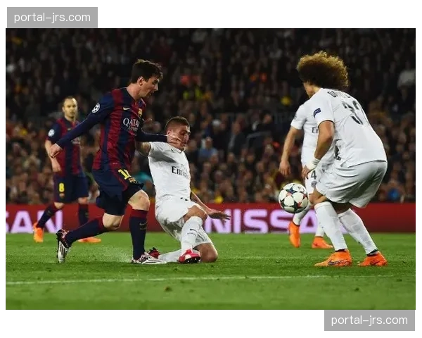 “阿森纳主场0-0闷平葡萄牙体育，两回合1-0晋级欧冠半决赛”